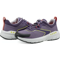 Sneakers|Sneakers><noscript><img width=