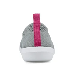 Slip Ons|Slip Ons><noscript><img width=