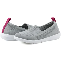 Slip Ons|Slip Ons><noscript><img width=